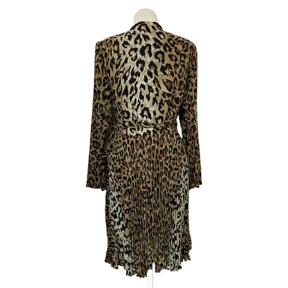 Chetta B Peter Noviello Sherrie Bloom Leopard Wrap Dress Size 6 - Picture 4 of 10